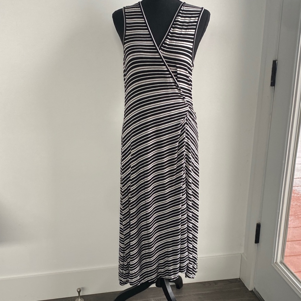 ‼️Max Studio Black and White Striped Midi Dress